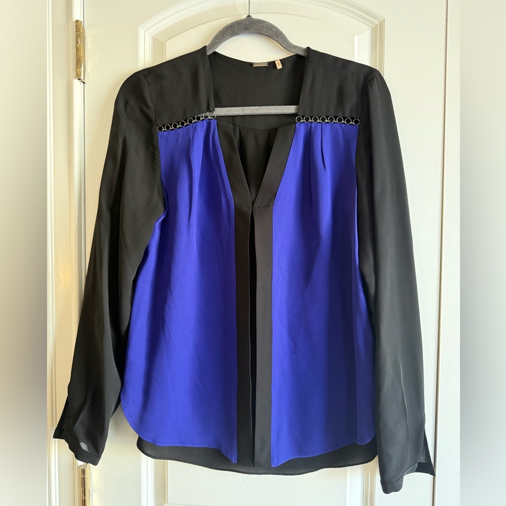 Elegant Black and Blue Women's Silk Top by Elie Tahari, size S, EUC!